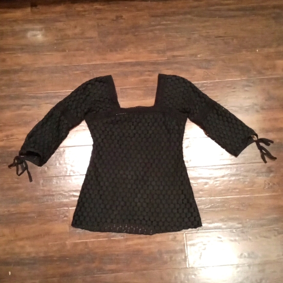 Solitaire Black Square Neck Quarter Length Sleeve Lace Top Size Small - Picture 1 of 8